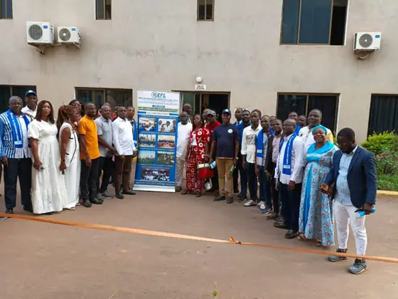 Photo de famille des membres des organes